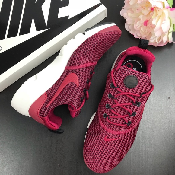 Nike Shoes - 💥Brand New Nike Presto Fly Women’s Shoes
